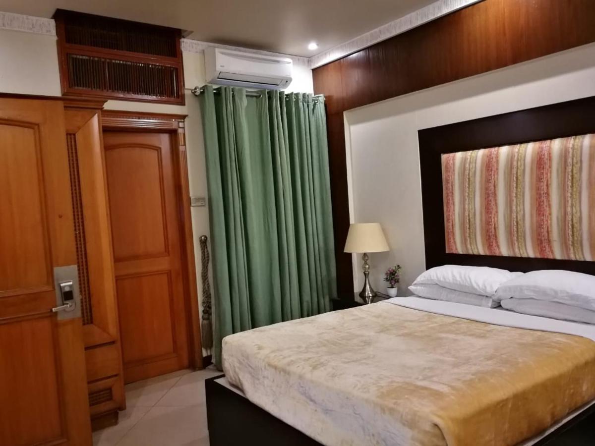 Regency Inn Hotel Lahore Extérieur photo