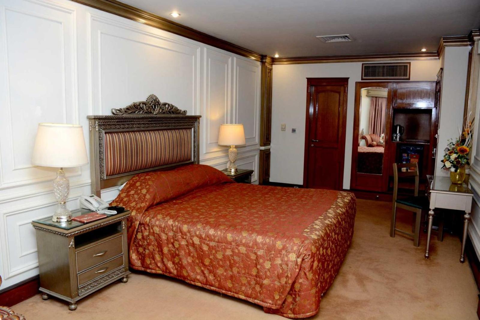 Regency Inn Hotel Lahore Extérieur photo