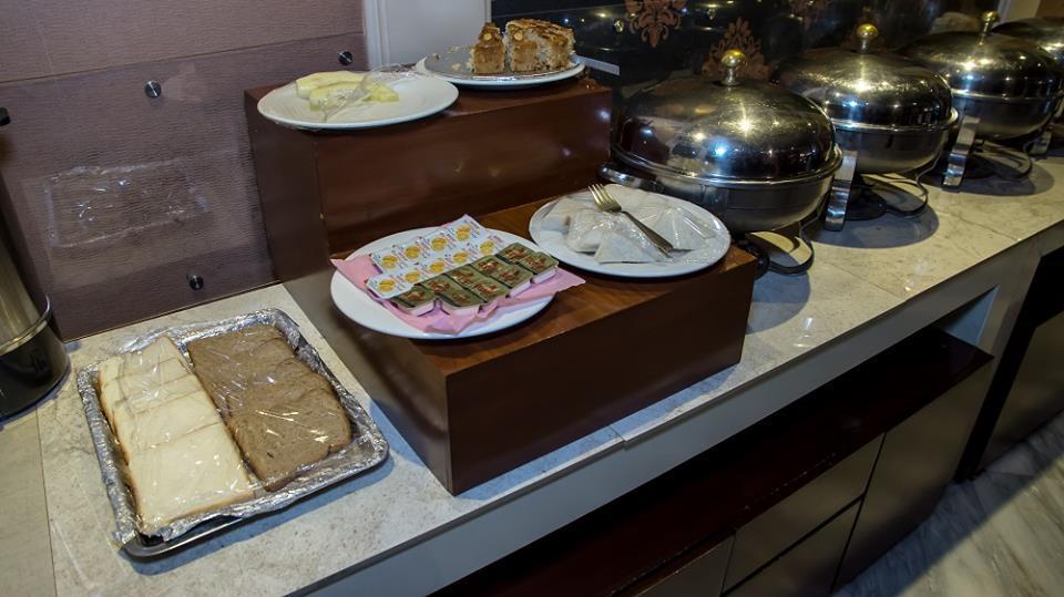 Regency Inn Hotel Lahore Extérieur photo