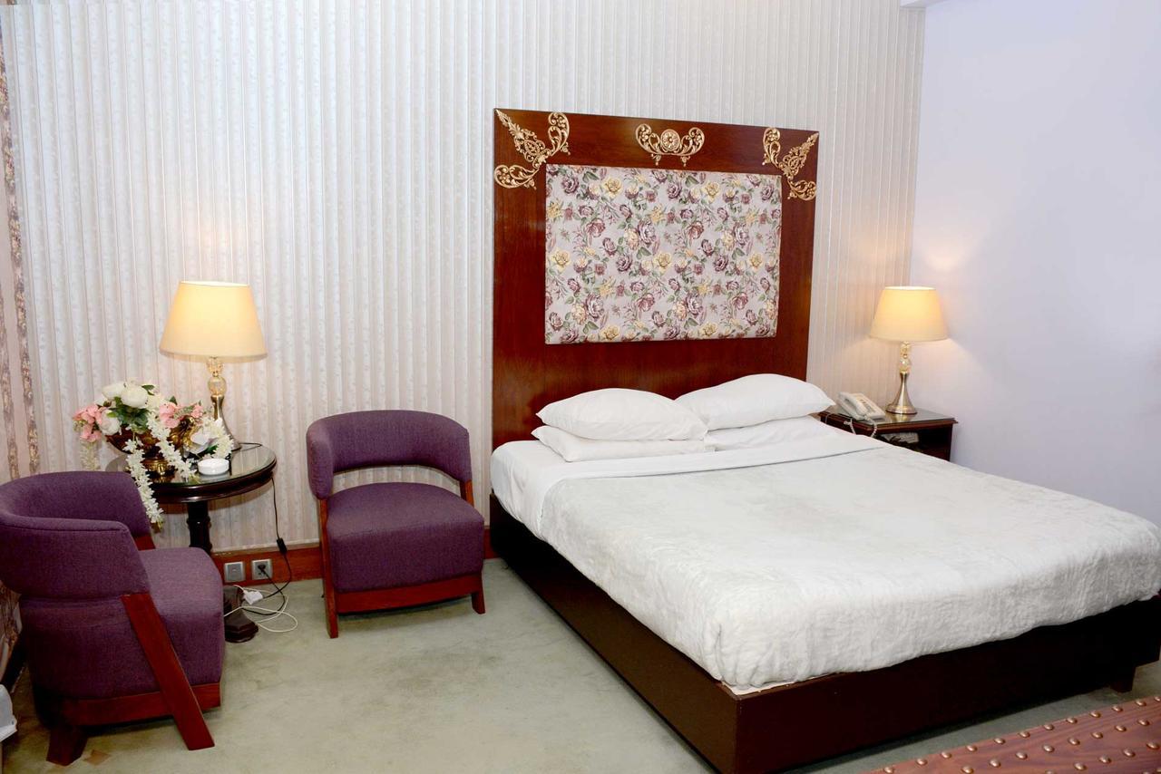 Regency Inn Hotel Lahore Extérieur photo