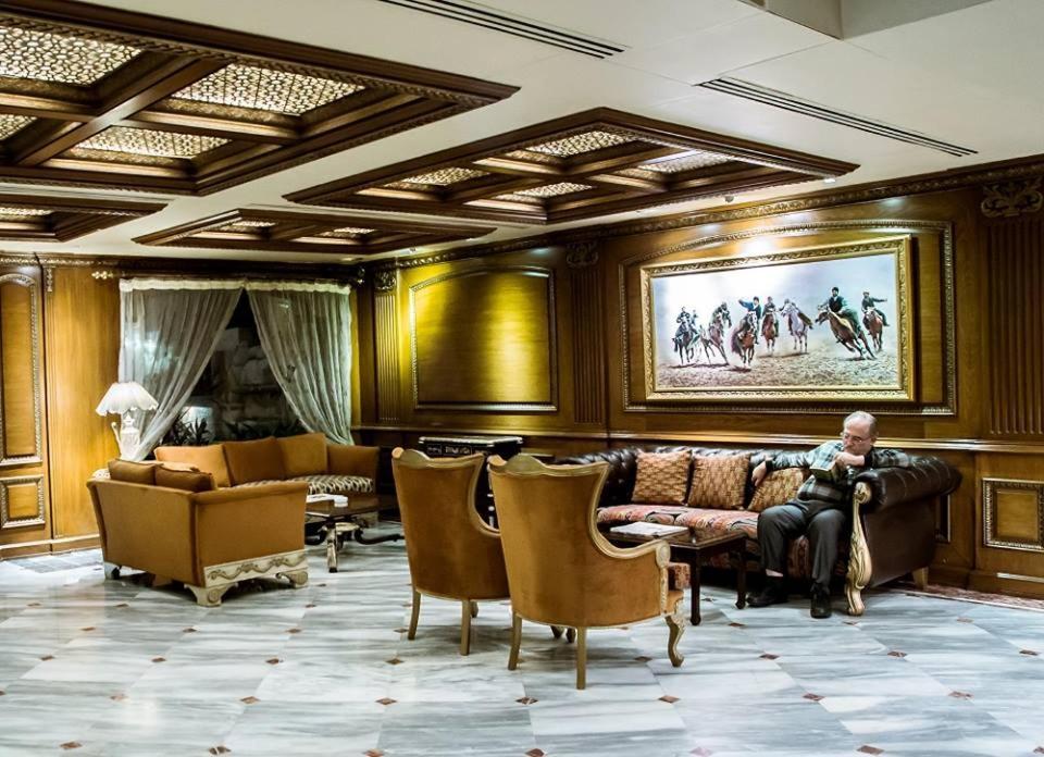 Regency Inn Hotel Lahore Extérieur photo
